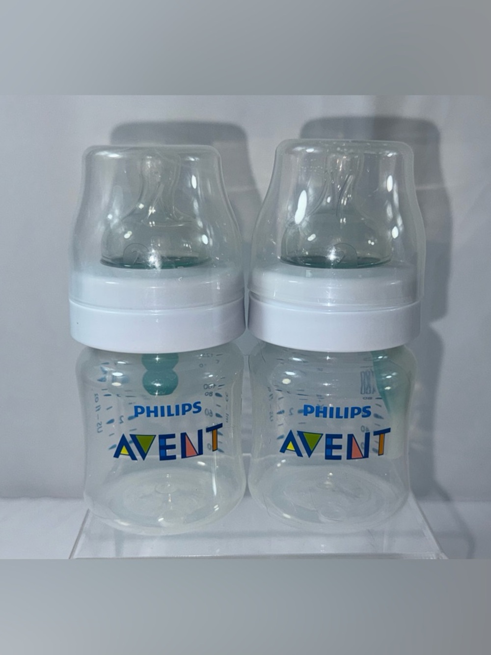 Philips Avent Set of 2 Anti-Colic 4 oz. Bottles w/Air Free Vent